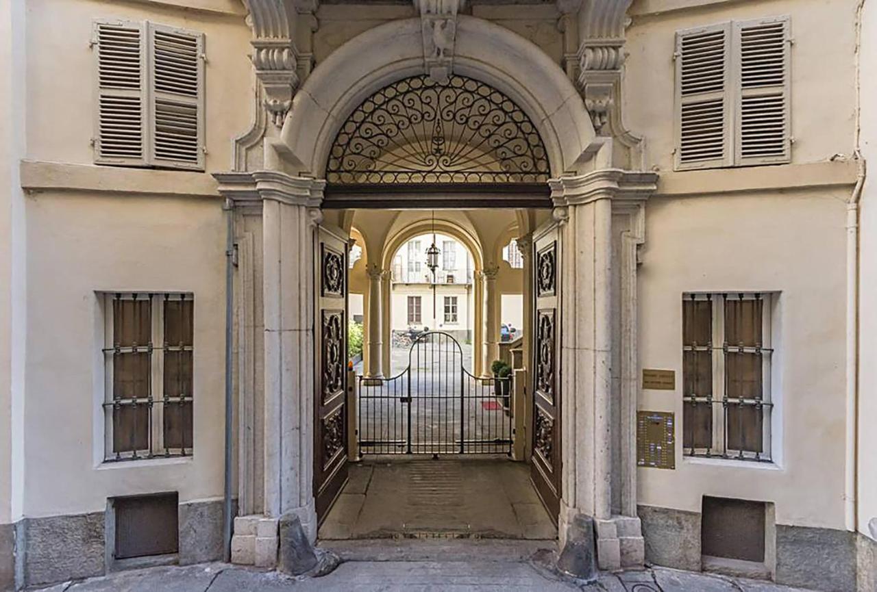 Tourinturin Appartamento In Torino Centro المظهر الخارجي الصورة